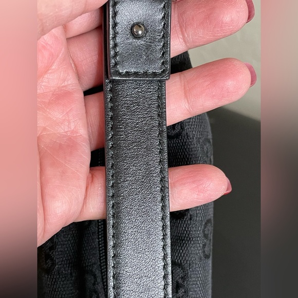 Gucci GG Monogram Canvas Pouch in Brand New Condition - Picture 10 of 13